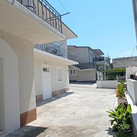 E&A Apartment Baška Voda Exterior foto